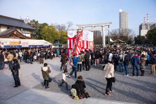 Setsubun crowd