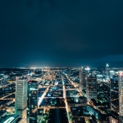 Frankfurt bei Nacht (Maintower)